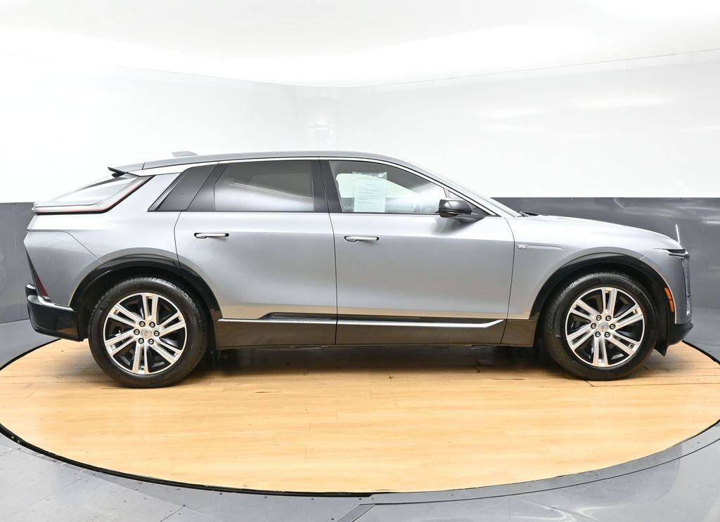 Used 2024 Cadillac Lyriq Tech RWD image 54