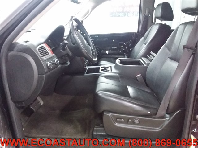 Used 2009 Chevrolet Suburban LT AWD/4WD image 10