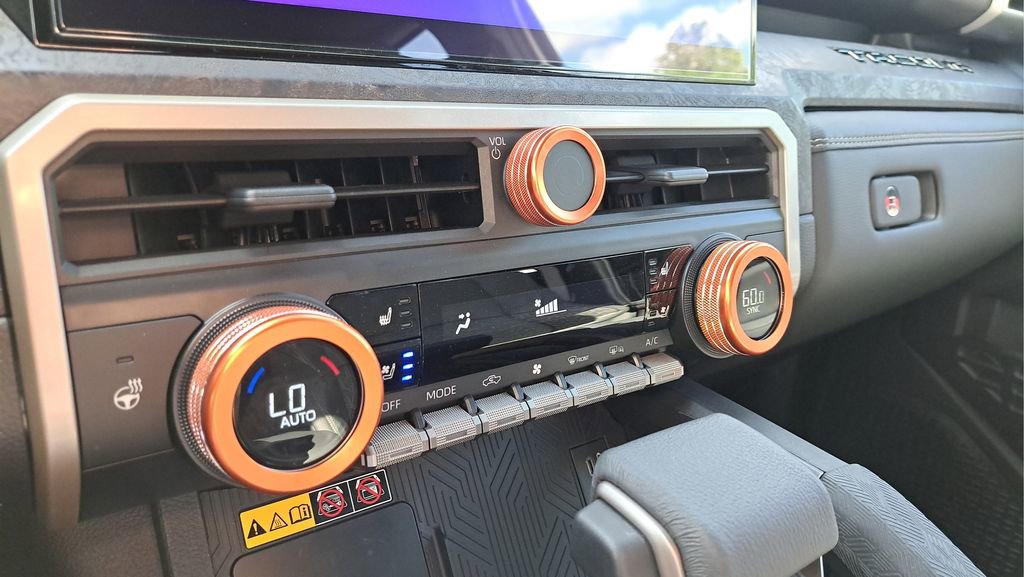 Certified 2025 Toyota Tacoma Limited image 23