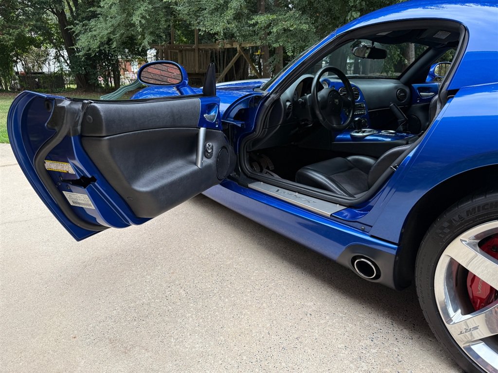 Used 2006 Dodge Viper SRT-10 RWD image 49