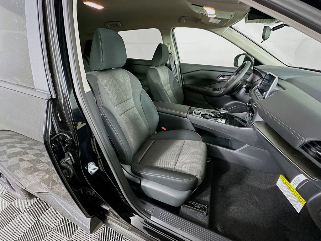 New 2026 Nissan Rogue SV image 34