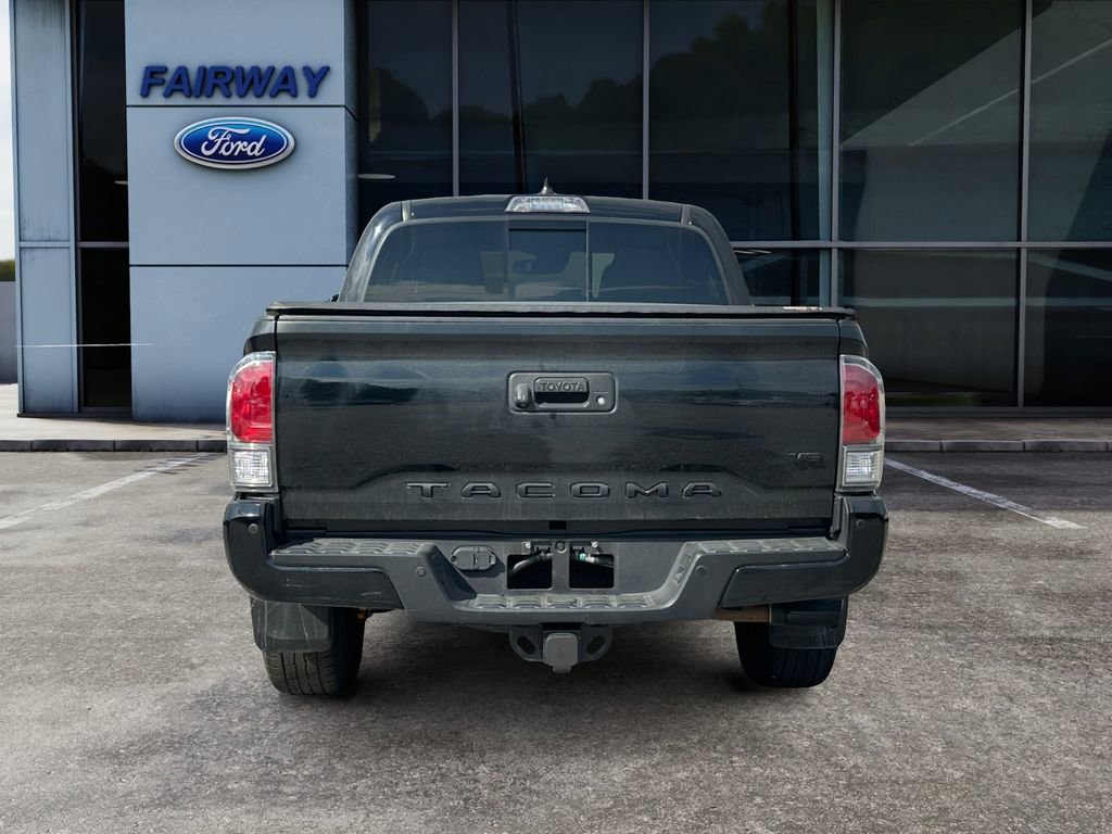Used 2021 Toyota Tacoma TRD Off-Road w/ TRD Premium Off Road Package AWD/4WD image 5