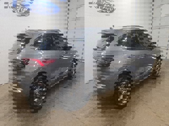 Used 2024 Ford Escape ST-Line w/ Tech Pack #1 AWD/4WD image 9
