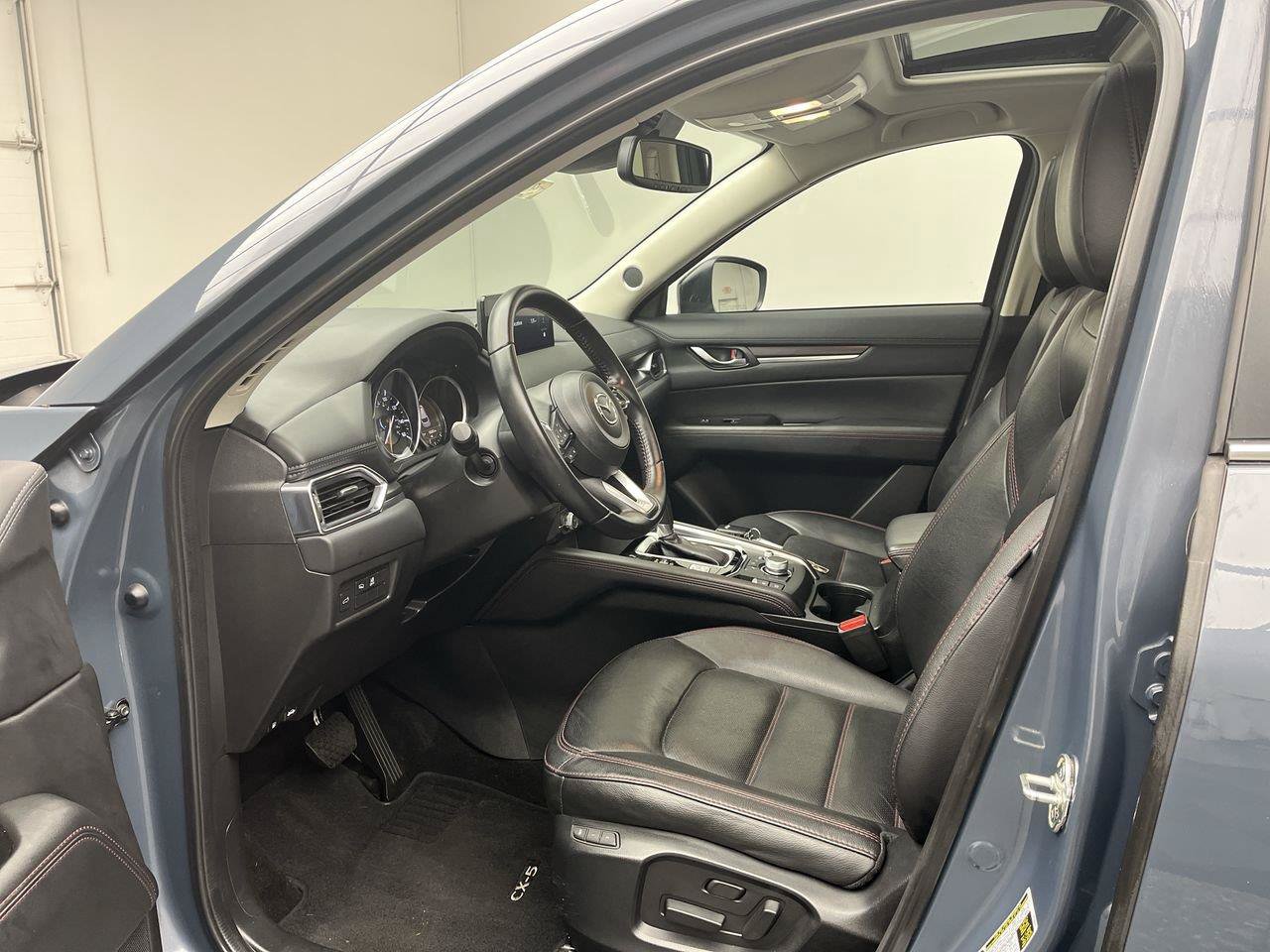 Certified 2024 MAZDA CX-5 Carbon Edition AWD/4WD image 3