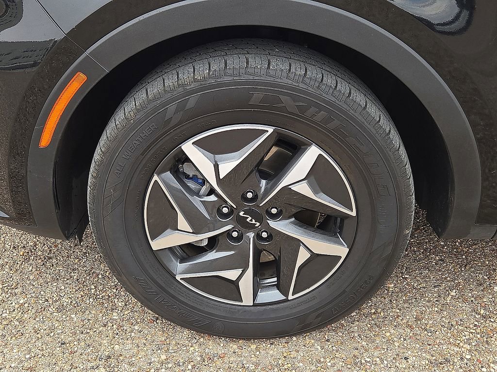 Used 2022 Kia Sorento S image 8