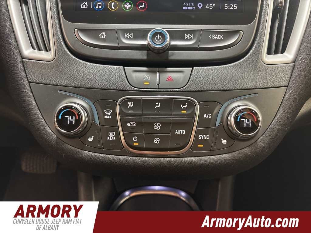 Used 2023 Chevrolet Malibu LT image 18