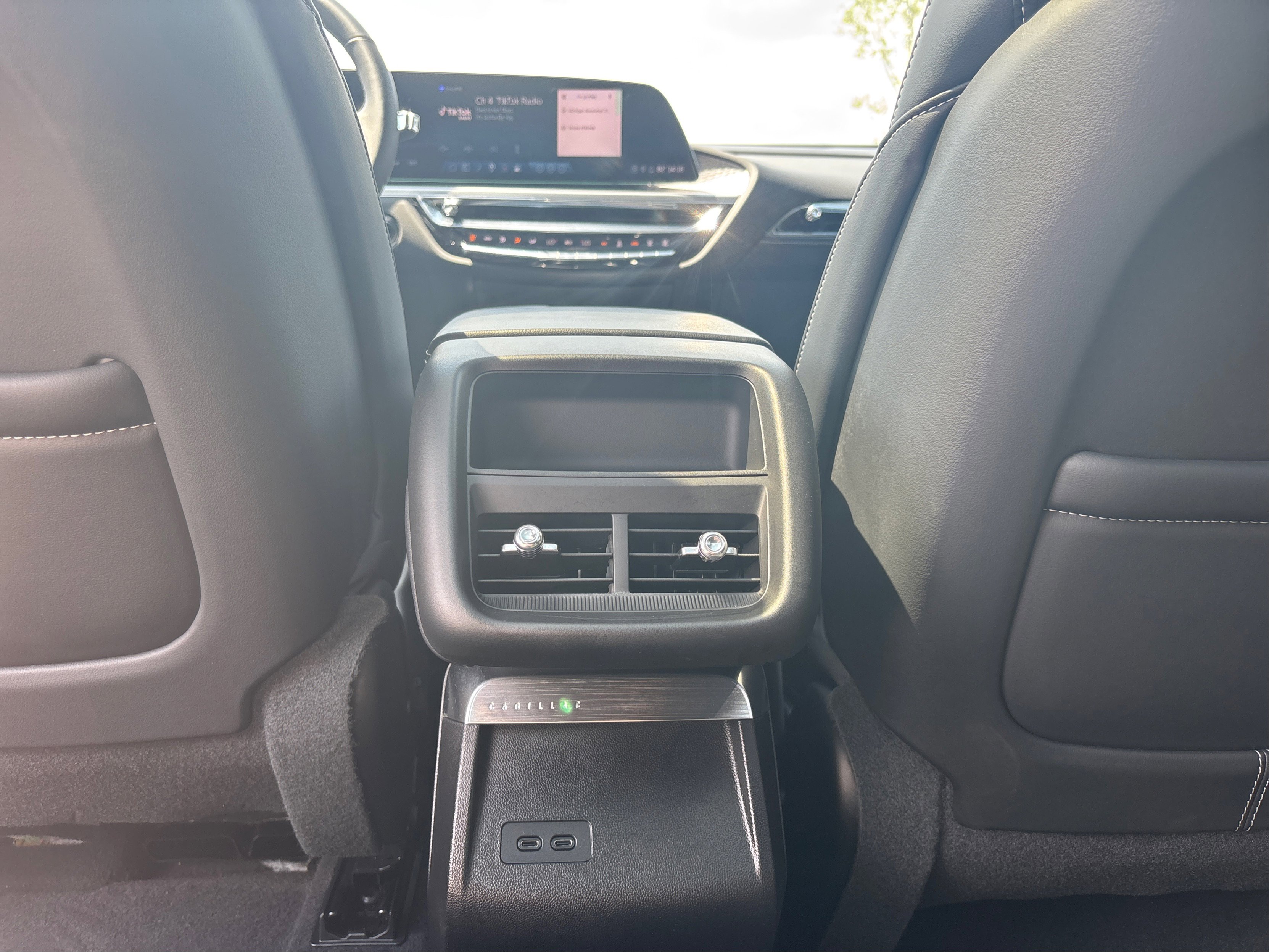 Used 2024 Cadillac Lyriq Luxury image 24