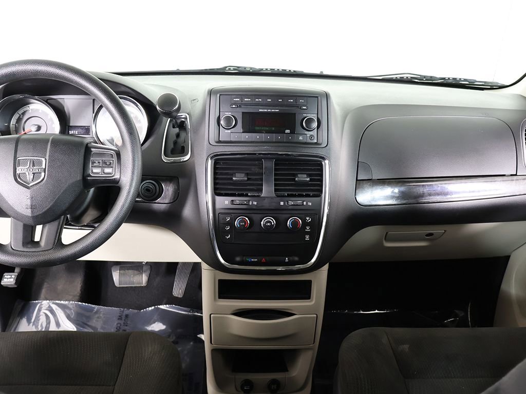 Used 2016 Dodge Grand Caravan American Value Package image 29