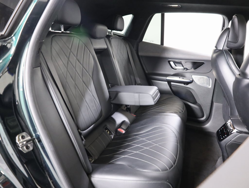 Used 2023 Mercedes-Benz EQE 500 4MATIC SUV w/ Pinnacle Trim Package image 43