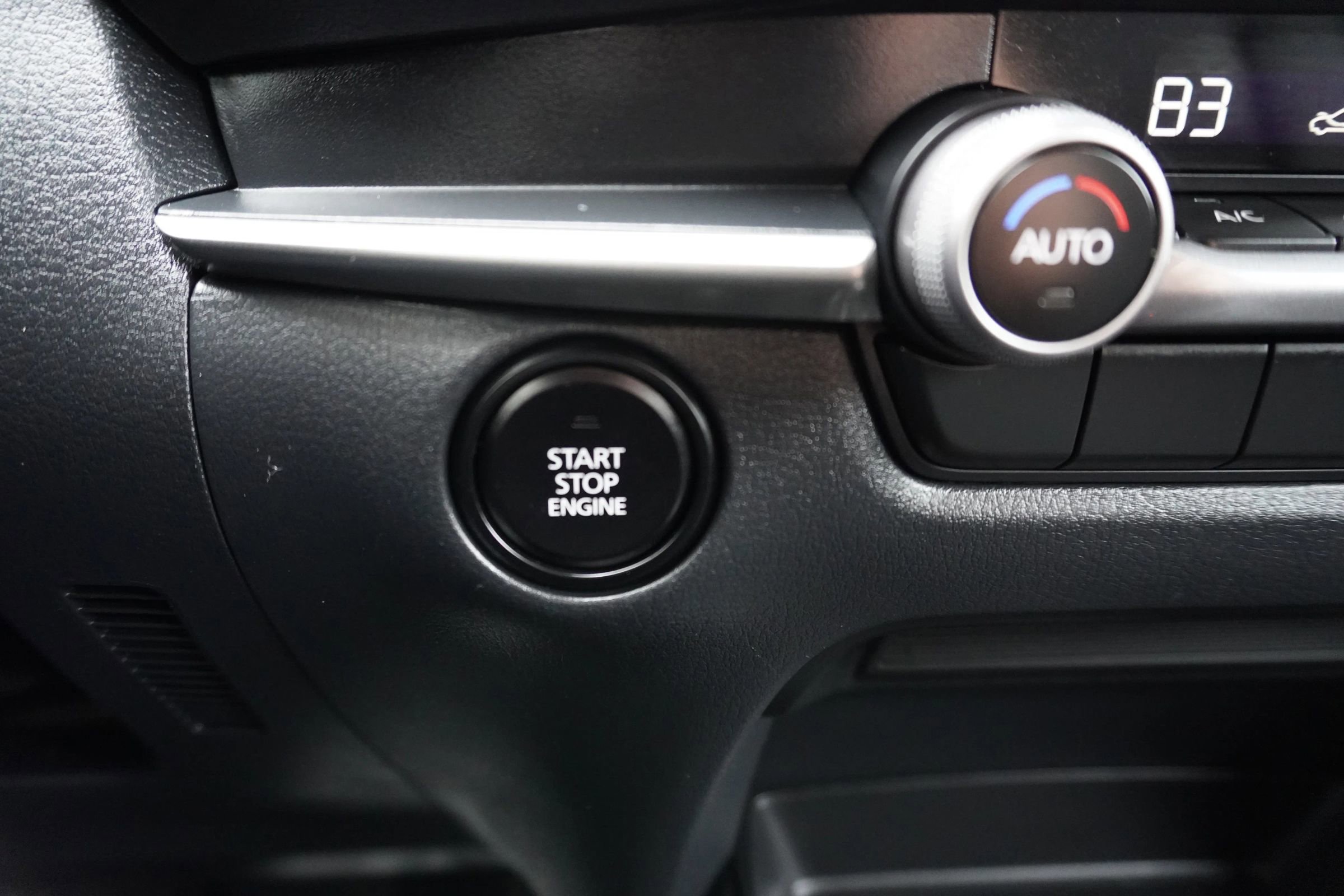 Used 2025 MAZDA CX-30 AWD 2.5 S w/ Select Sport Pkg image 18