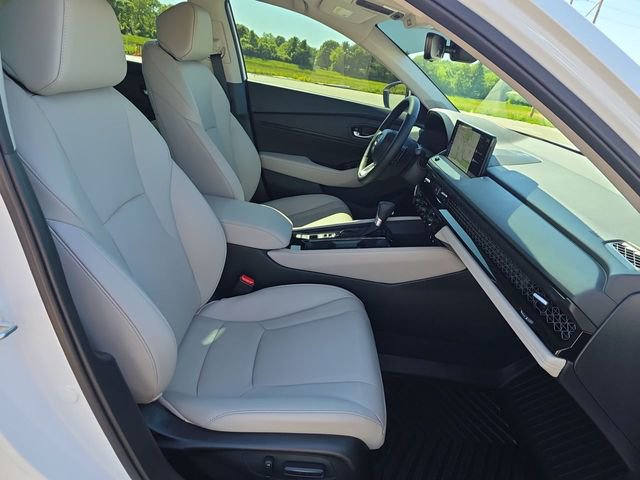 Certified 2026 Honda Accord Touring image 32