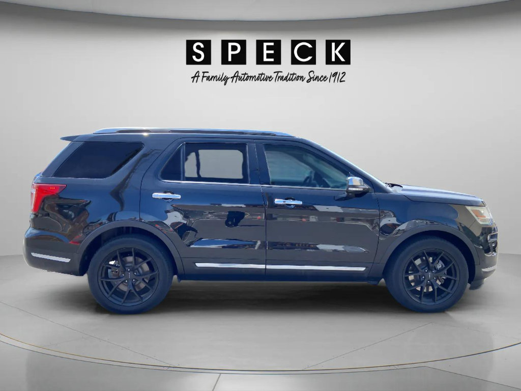 Used 2018 Ford Explorer Platinum AWD/4WD image 6