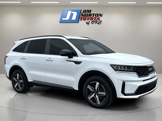 Used 2022 Kia Sorento S FWD image 3