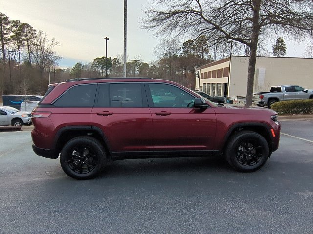 New 2026 Jeep Grand Cherokee Altitude AWD/4WD image 6