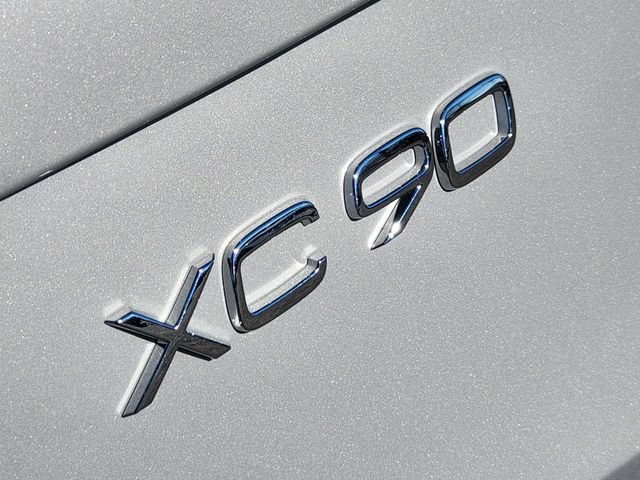 Certified 2025 Volvo XC90 B5 Core w/ Climate Package AWD/4WD image 16