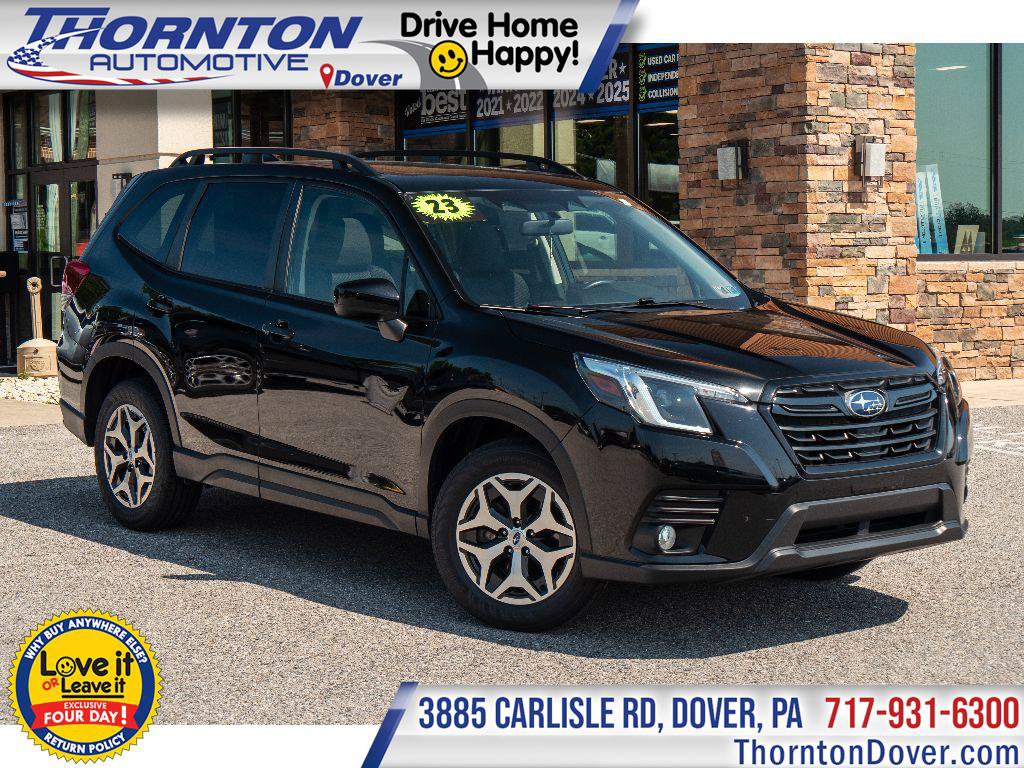 Used 2023 Subaru Forester Premium AWD/4WD image 1