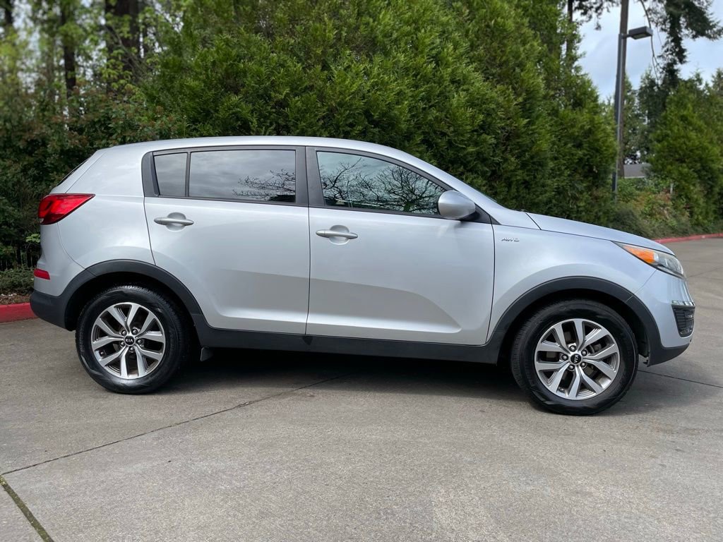 Used 2015 Kia Sportage LX AWD/4WD image 2