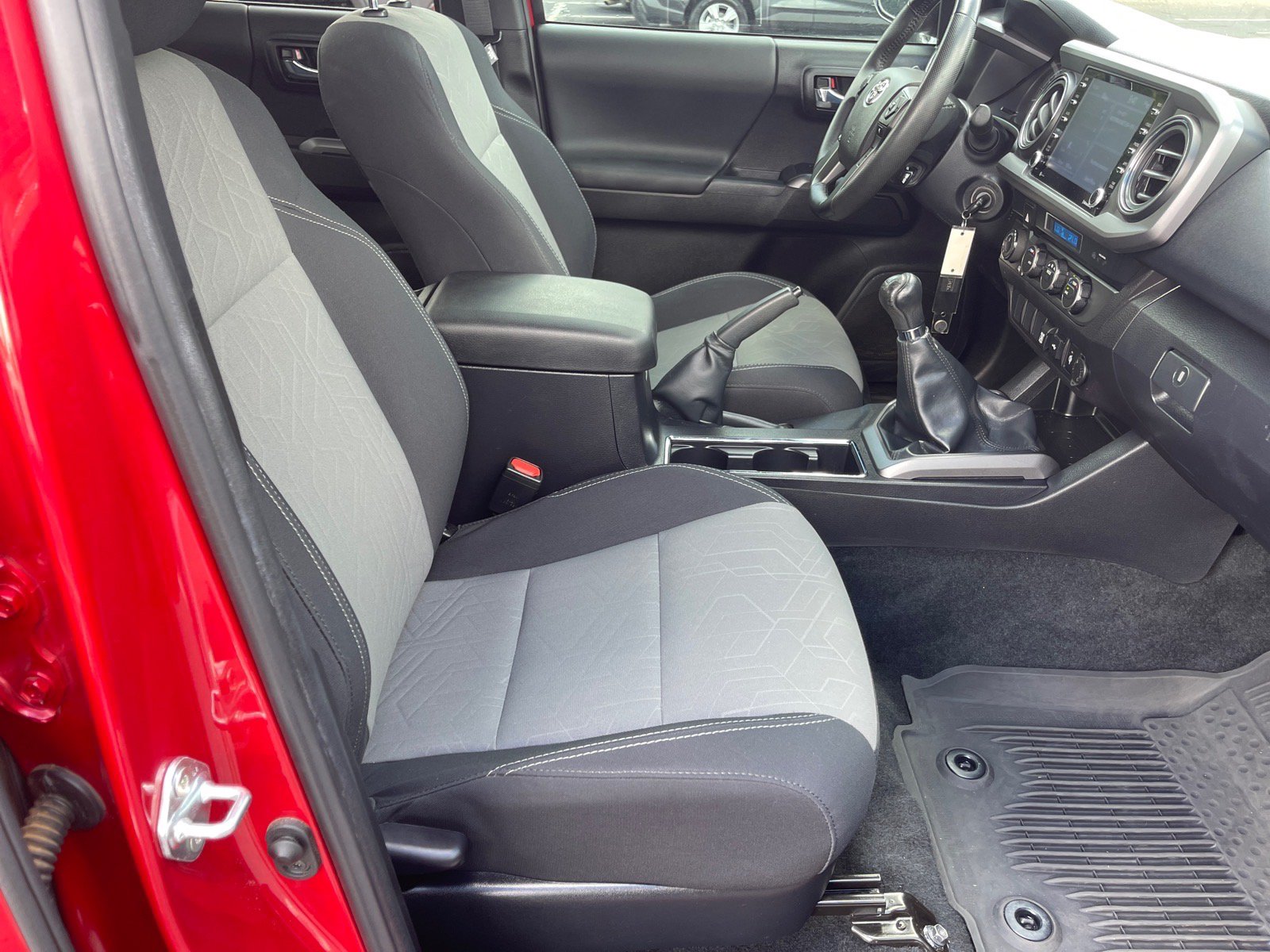 Used 2023 Toyota Tacoma TRD Off-Road AWD/4WD image 19
