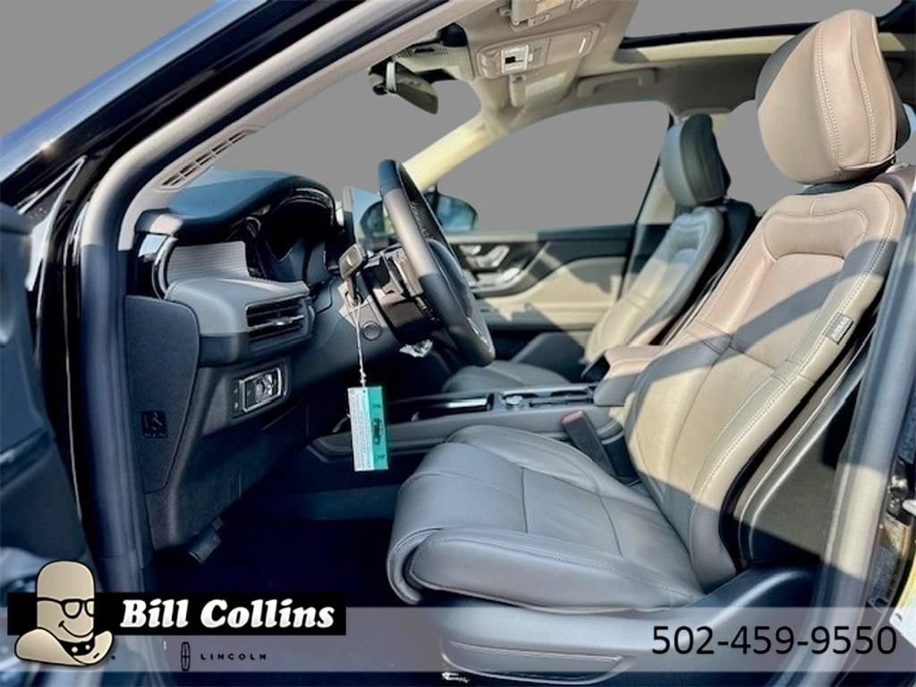 New 2024 Lincoln Corsair Grand Touring w/ Equipment Group 302A AWD/4WD image 9