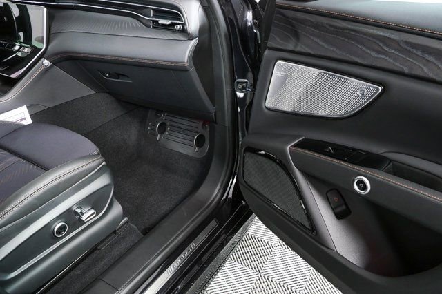 New 2026 Maserati Grecale Modena image 27