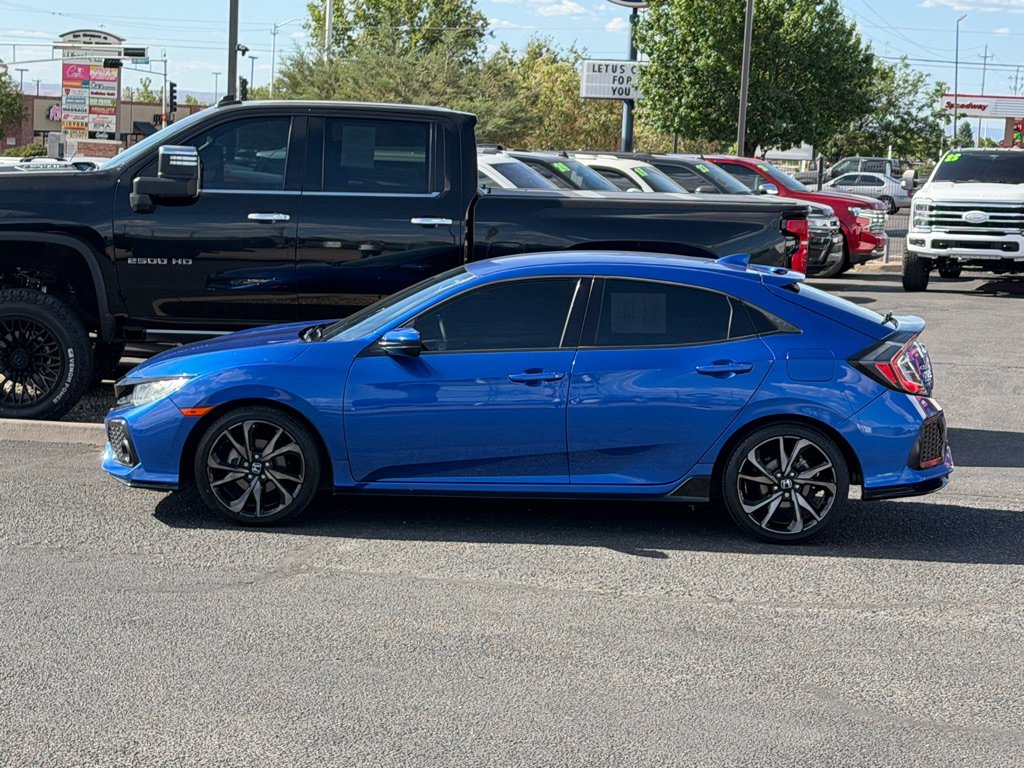 Used 2018 Honda Civic Sport image 2