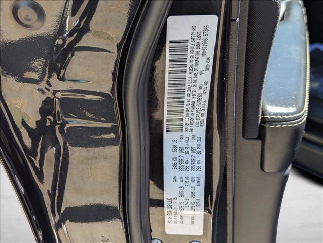 Used 2015 Jeep Cherokee Latitude w/ Comfort/Convenience Group image 25