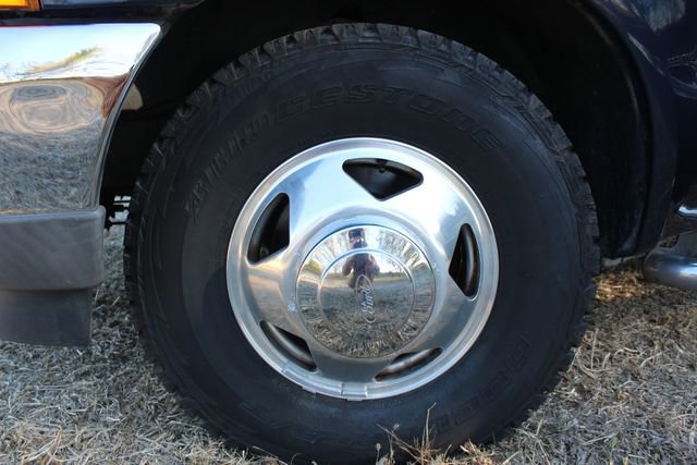 Used 2001 Ford F350 XLT image 25