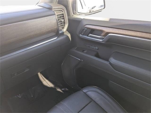 Used 2023 Chevrolet Silverado 1500 High Country w/ Technology Package image 20