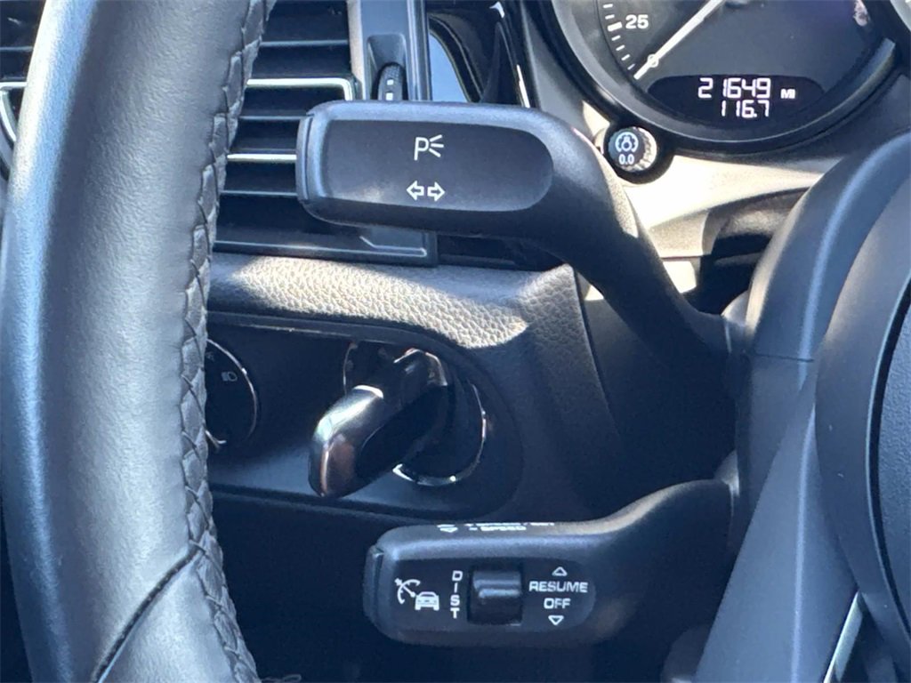 Used 2024 Porsche Macan S image 22