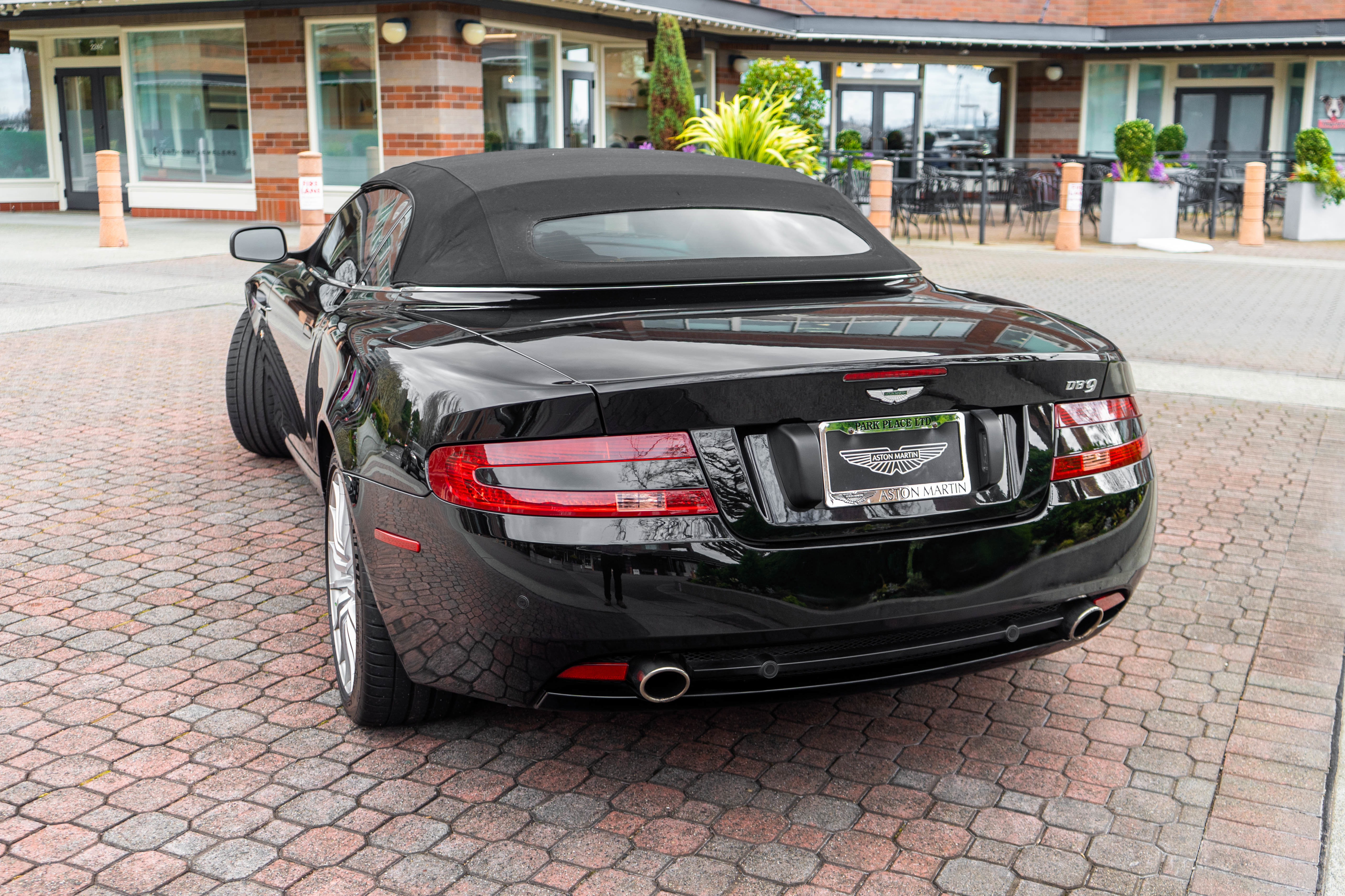 Used 2009 Aston Martin DB9 Volante image 46