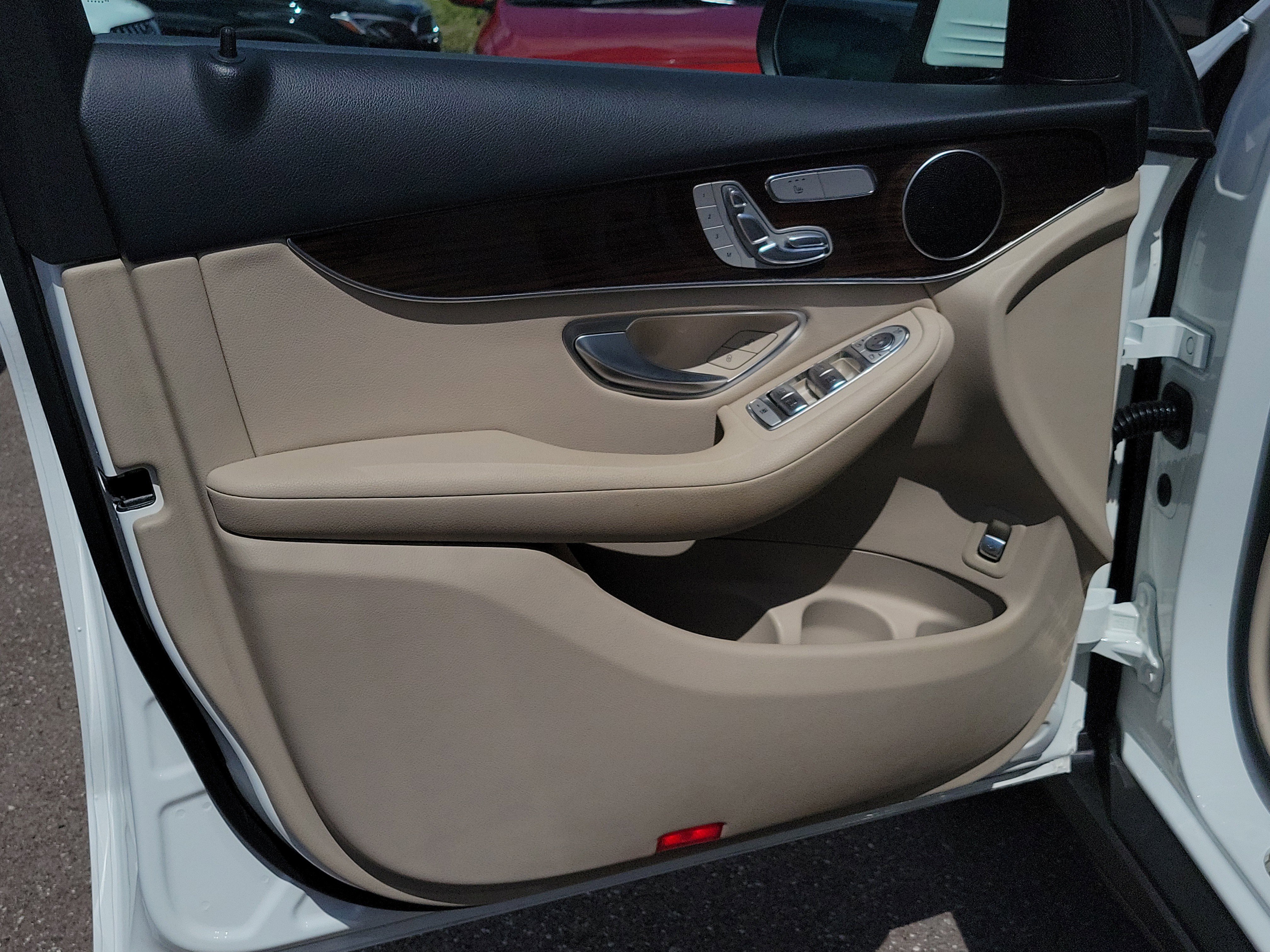 Certified 2021 Mercedes-Benz GLC 300 image 19