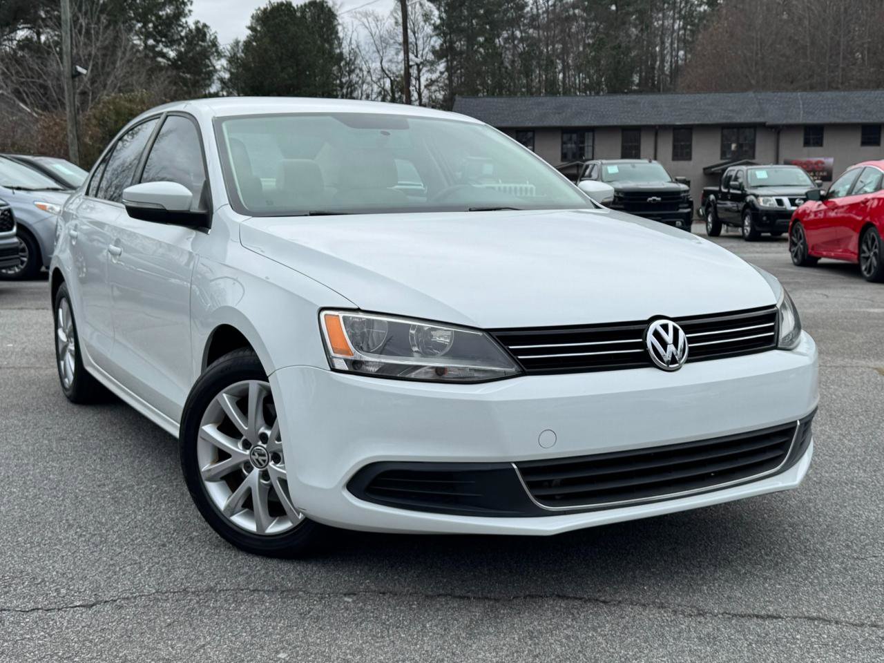 Used 2014 Volkswagen Jetta SE image 1