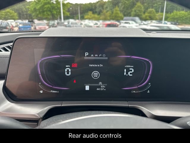 Certified 2023 Kia Telluride S w/ S Sunroof Package AWD/4WD image 10