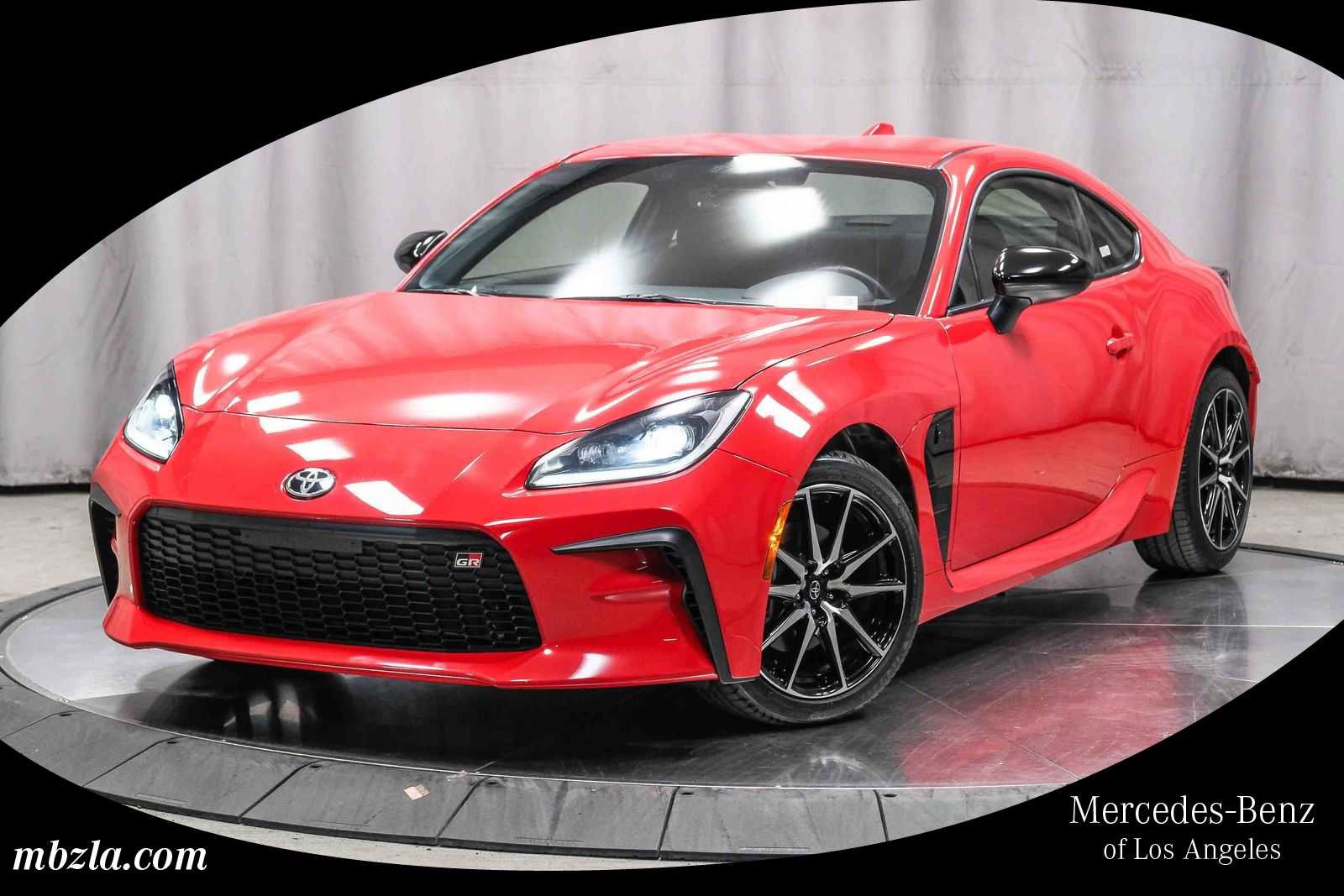 Used 2025 Toyota GR86 w/ ALL Weather Mat Package (TMS) image 1