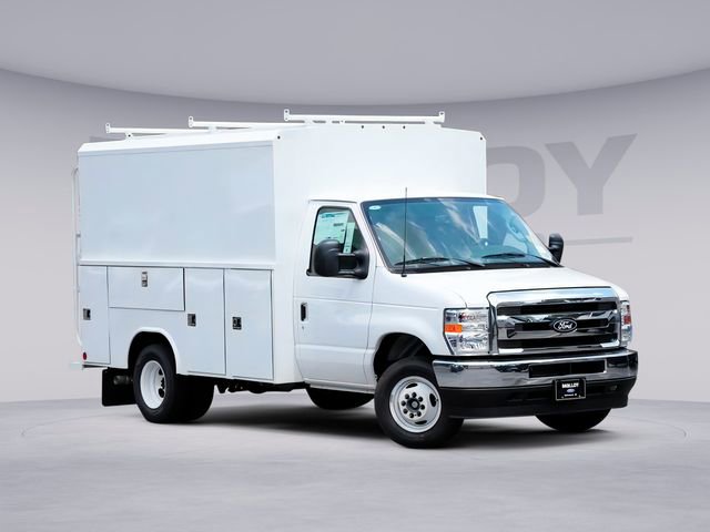 New 2026 Ford E-350 and Econoline 350 Super Duty w/ Power Equipment Group image 1