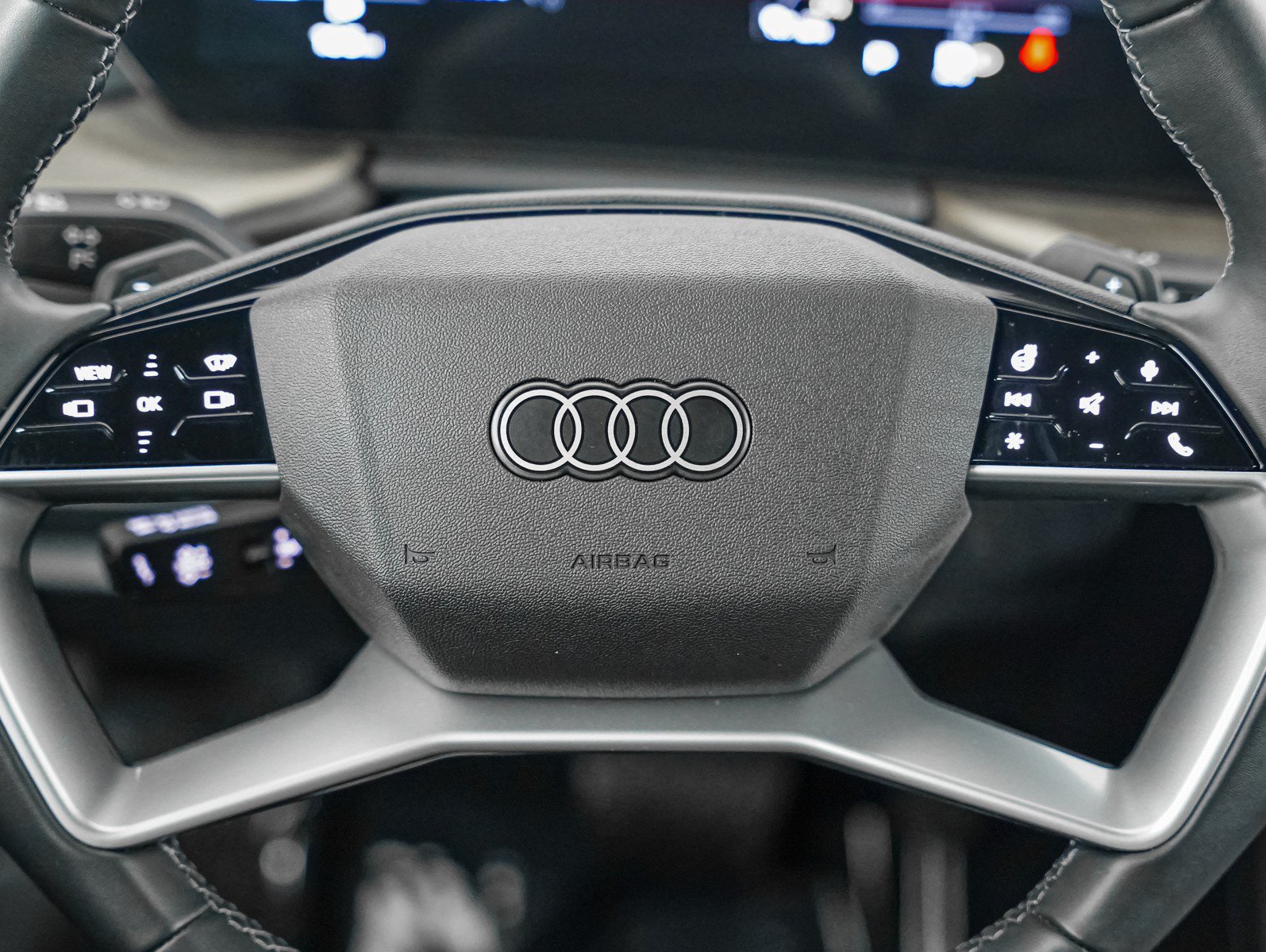 Certified 2025 Audi Q5 Premium w/ Premium Plus AWD/4WD image 12
