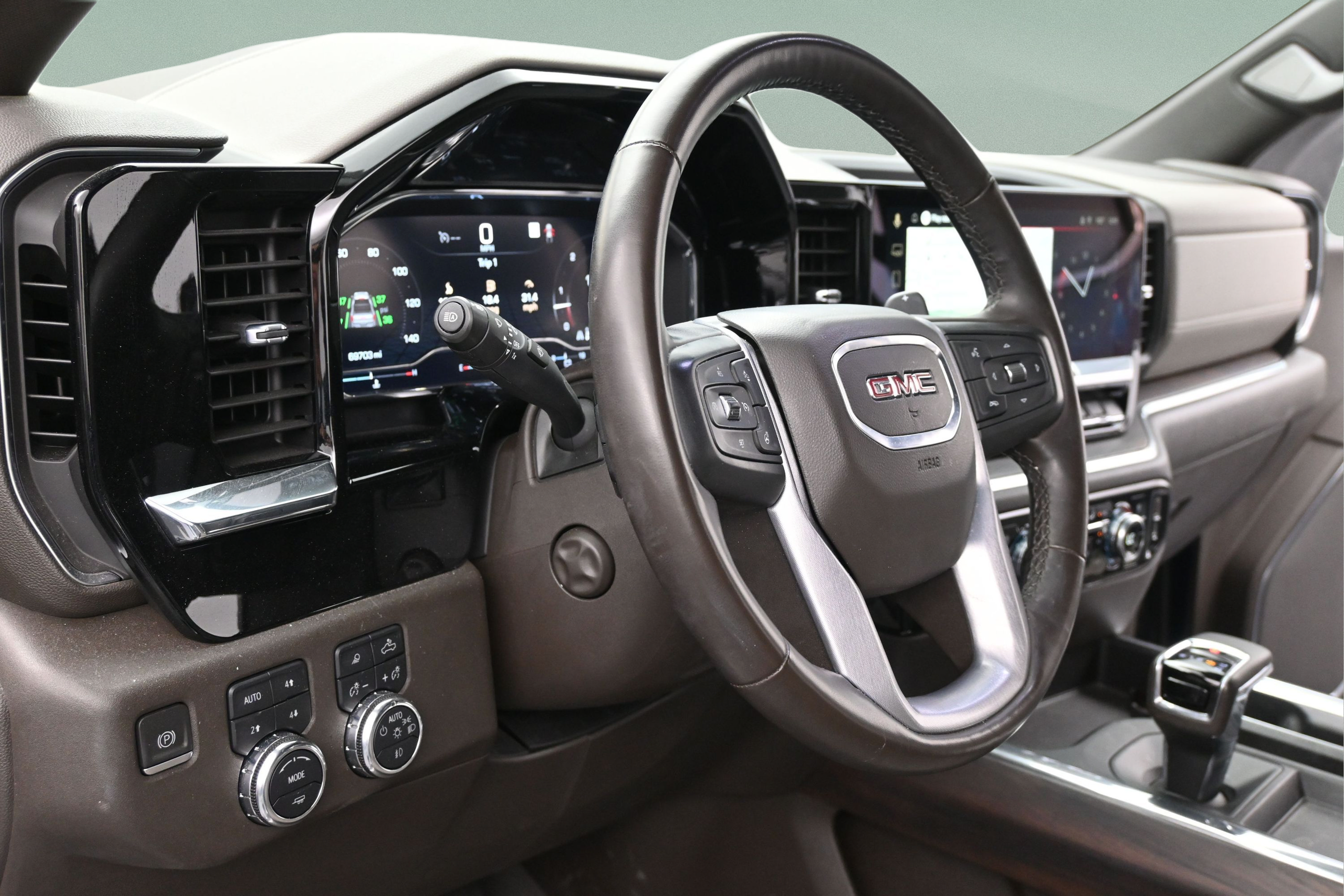 Used 2023 GMC Sierra 1500 SLT AWD/4WD image 12