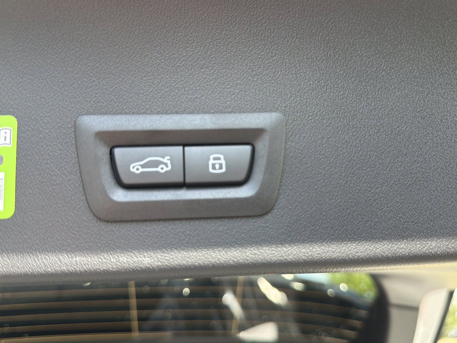 New 2026 BMW 330i Sedan w/ Convenience Package RWD image 12