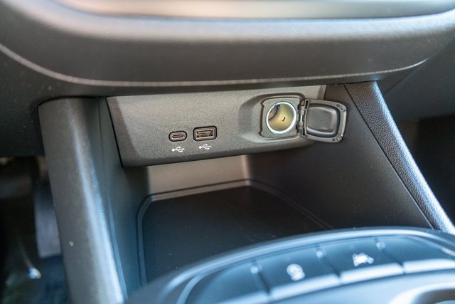 Used 2024 Buick Envista Preferred image 27