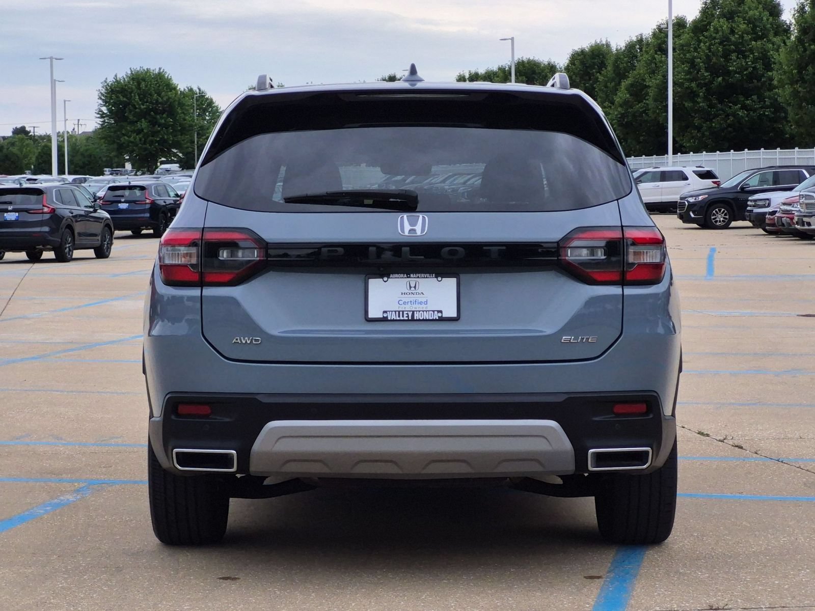 Used 2023 Honda Pilot Elite image 7