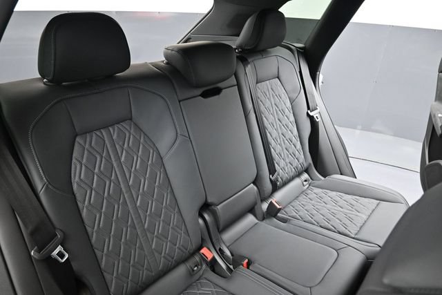 New 2026 Audi SQ5 Premium Plus AWD/4WD image 16
