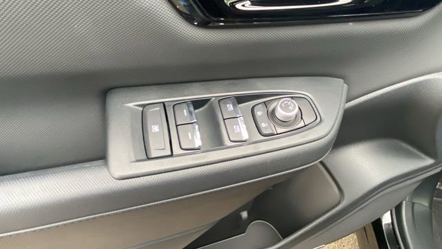 Used 2025 Subaru Forester Limited image 20