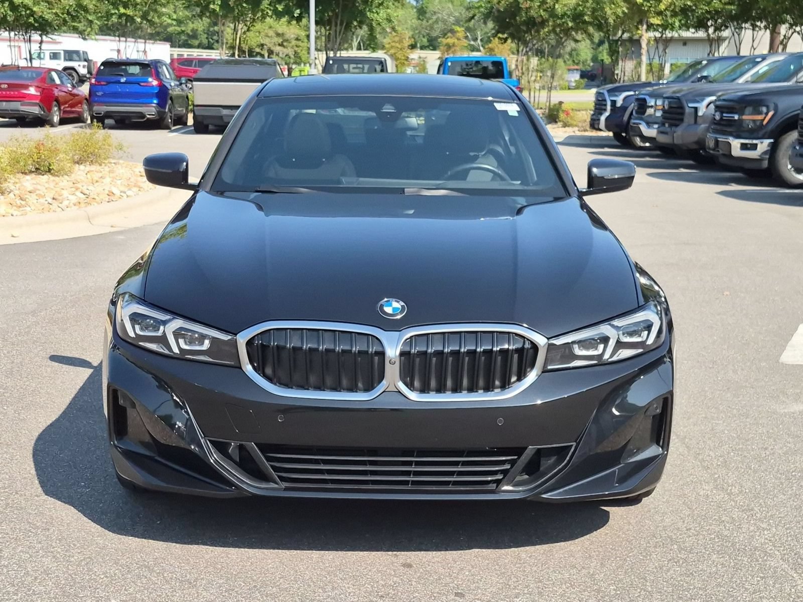 Used 2023 BMW 330i Sedan w/ Premium Package RWD image 8