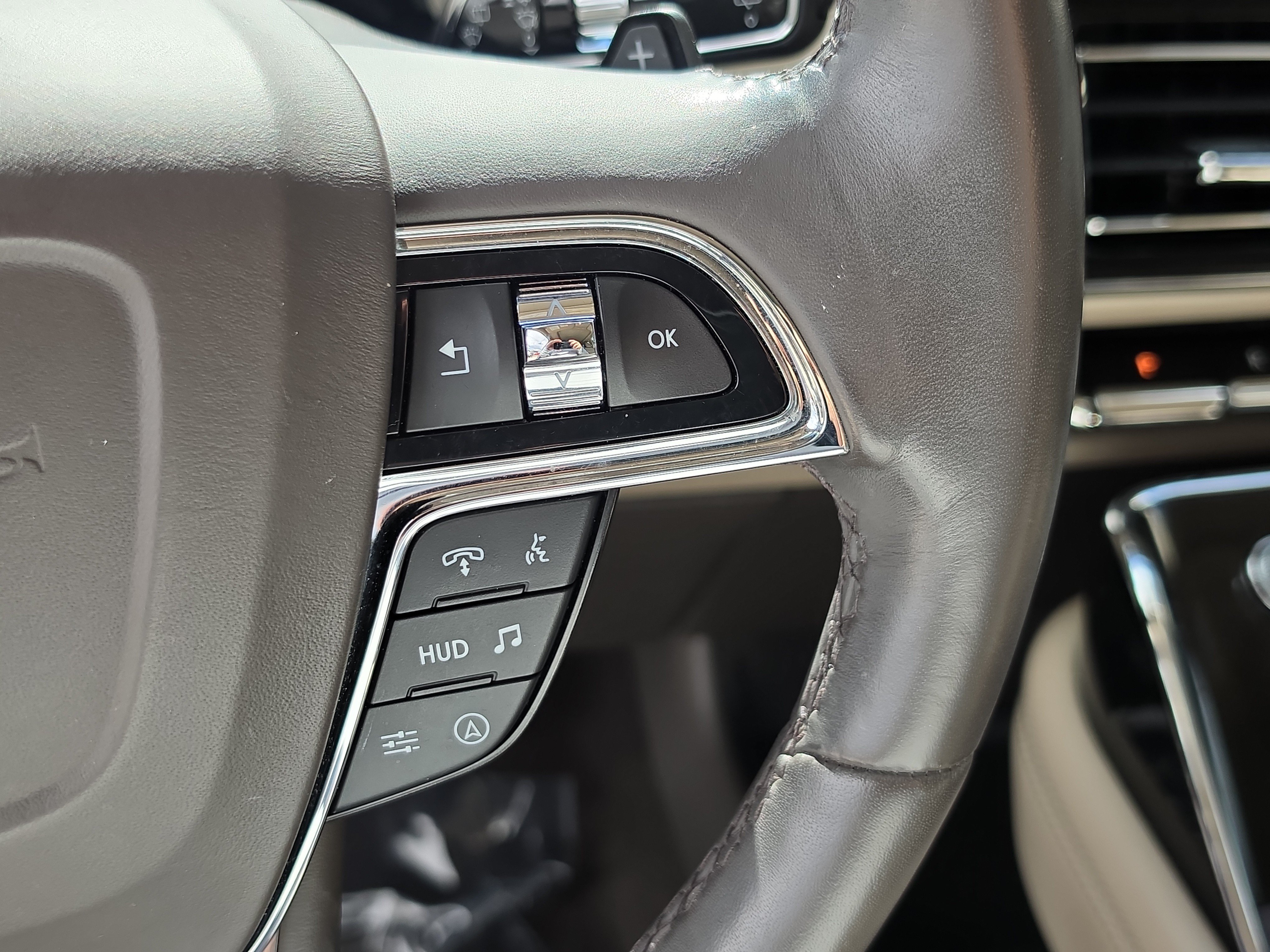 Used 2024 Lincoln Navigator Reserve AWD/4WD image 34