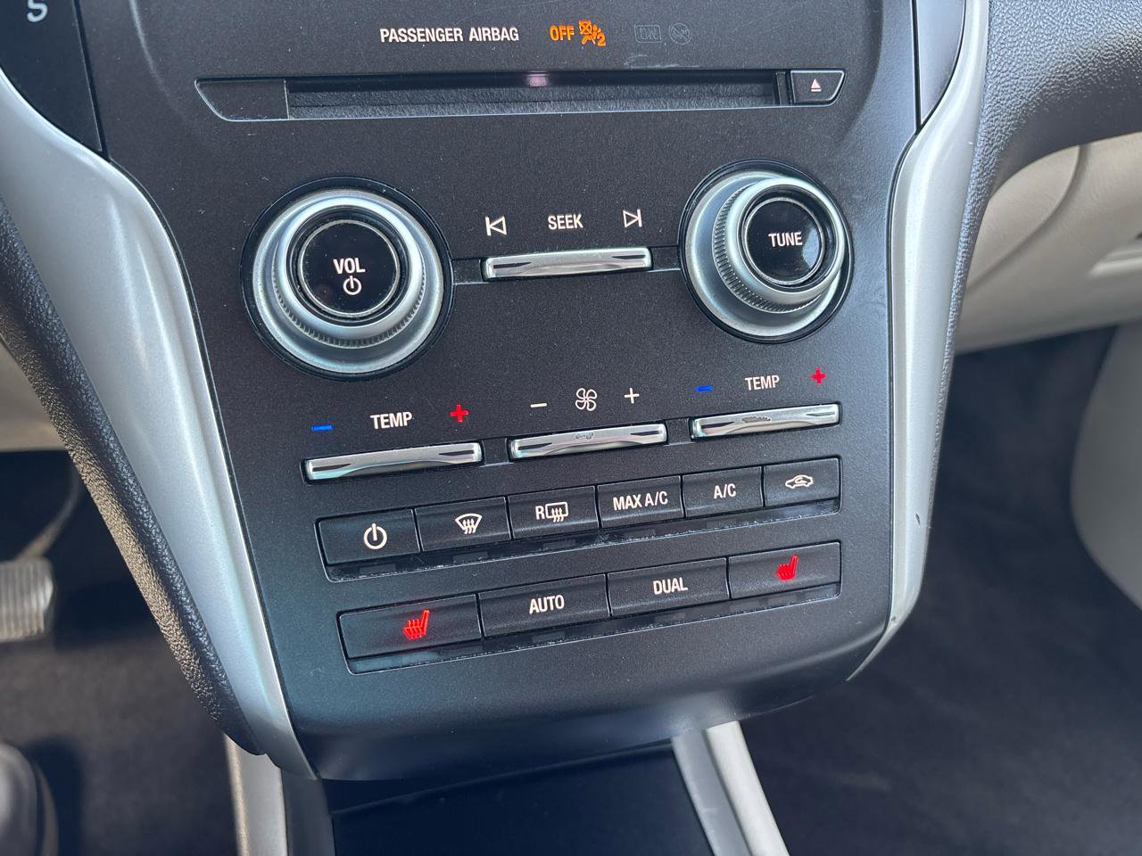 Used 2018 Lincoln MKC Premiere AWD/4WD image 22