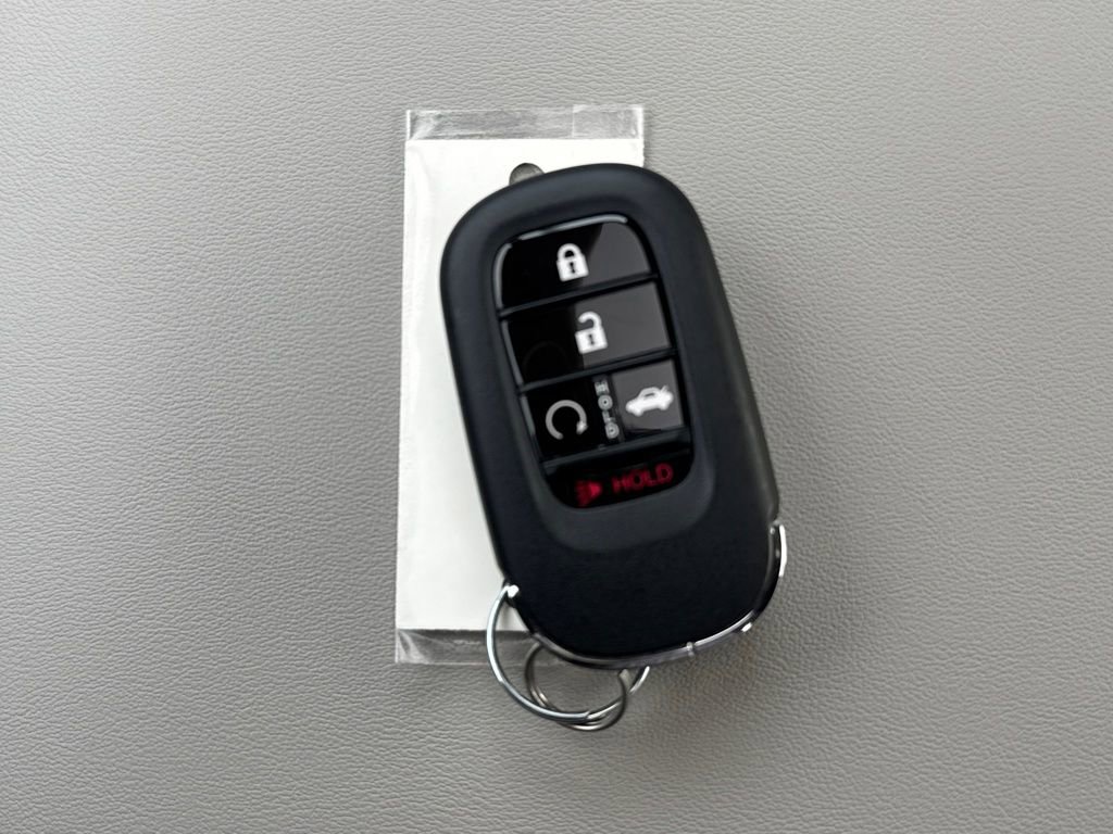 New 2025 Honda Accord SE image 3