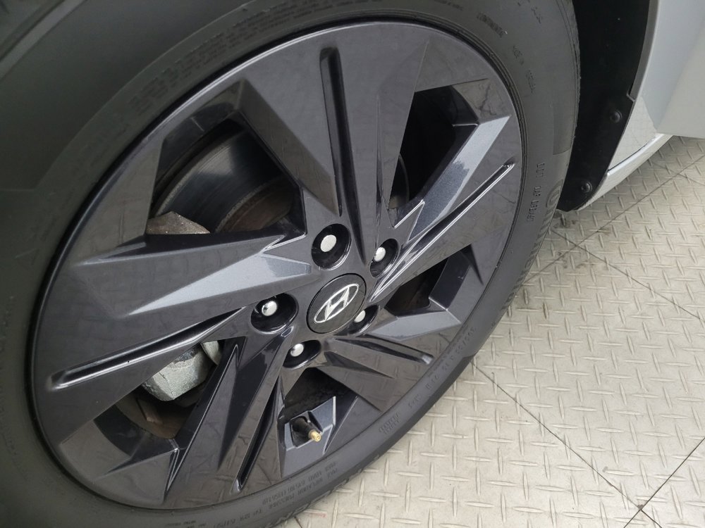 Used 2022 Hyundai Elantra SEL w/ Cargo Package image 31