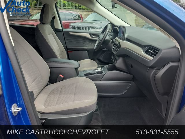 Used 2022 Ford Escape SE w/ SE Sport Appearance Package FWD image 23