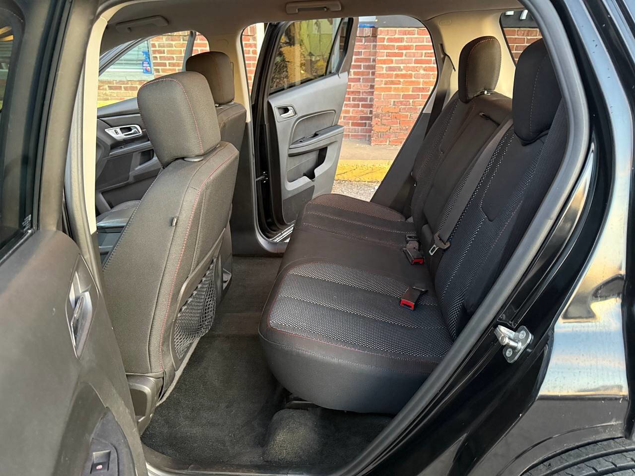 Used 2017 GMC Terrain SLE image 12