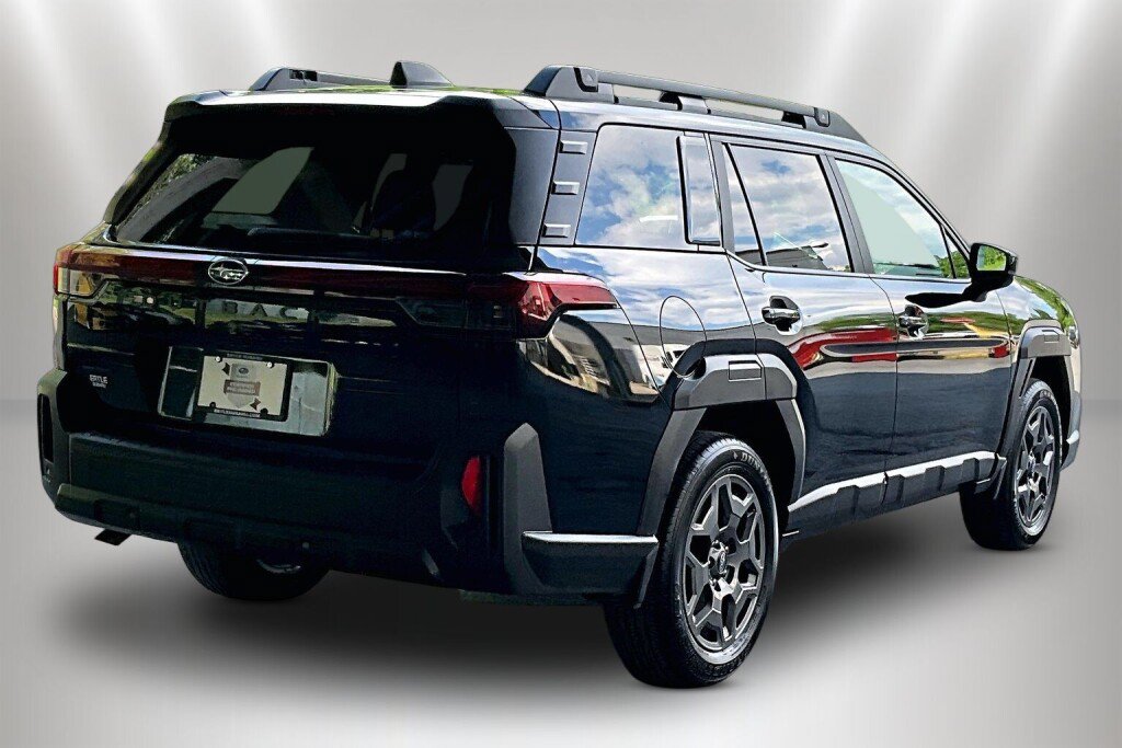 Certified 2026 Subaru Outback Premium w/ Premium/Limited Package AWD/4WD image 5